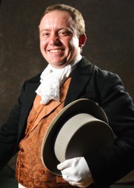 Thomas Powe, tour guide
